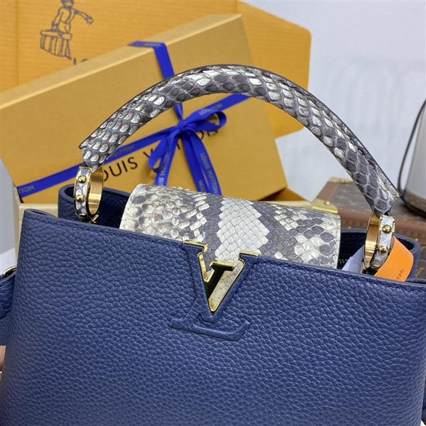 2026120164258834 800